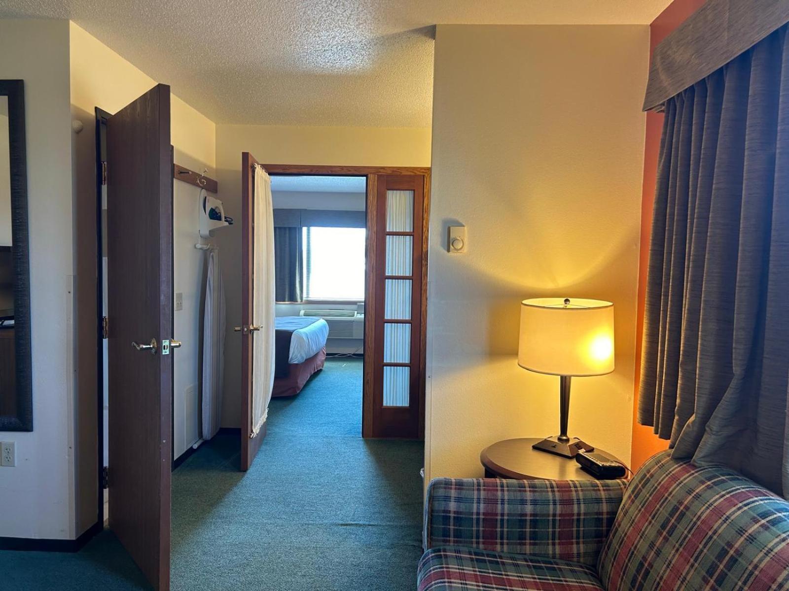 Northwoods Inn & Suites - Blackduck מראה חיצוני תמונה