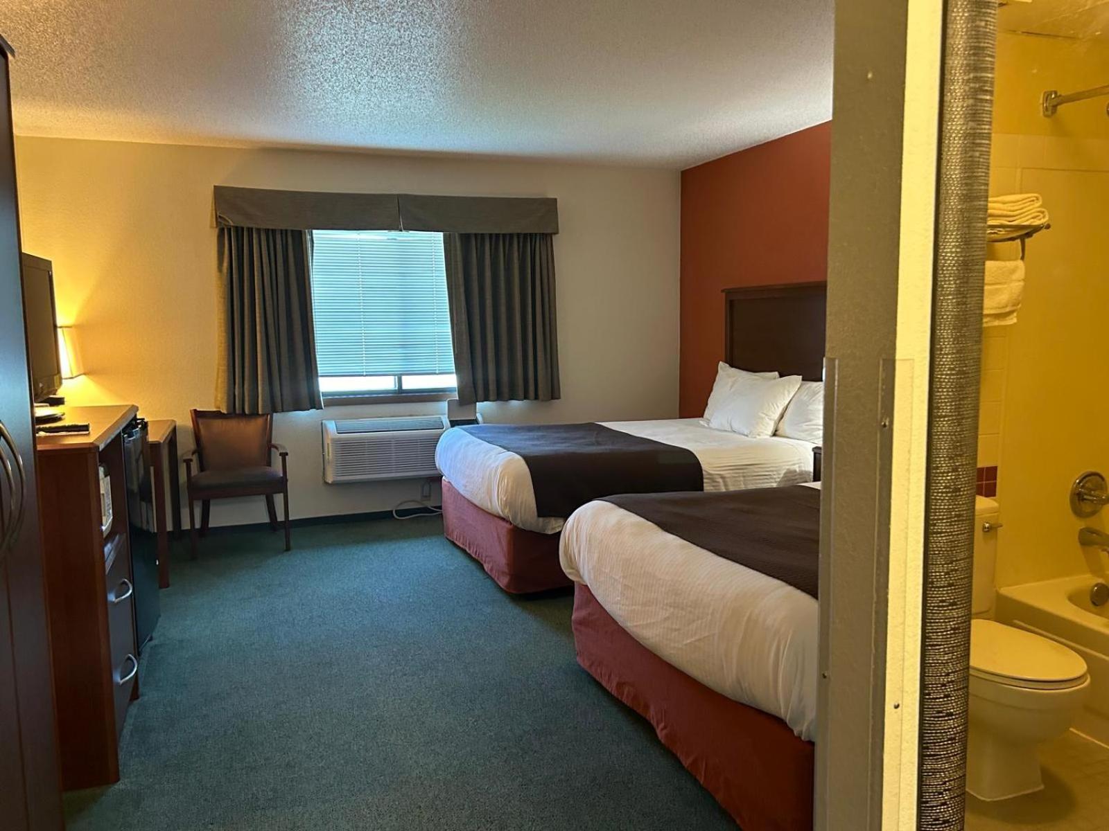 Northwoods Inn & Suites - Blackduck מראה חיצוני תמונה